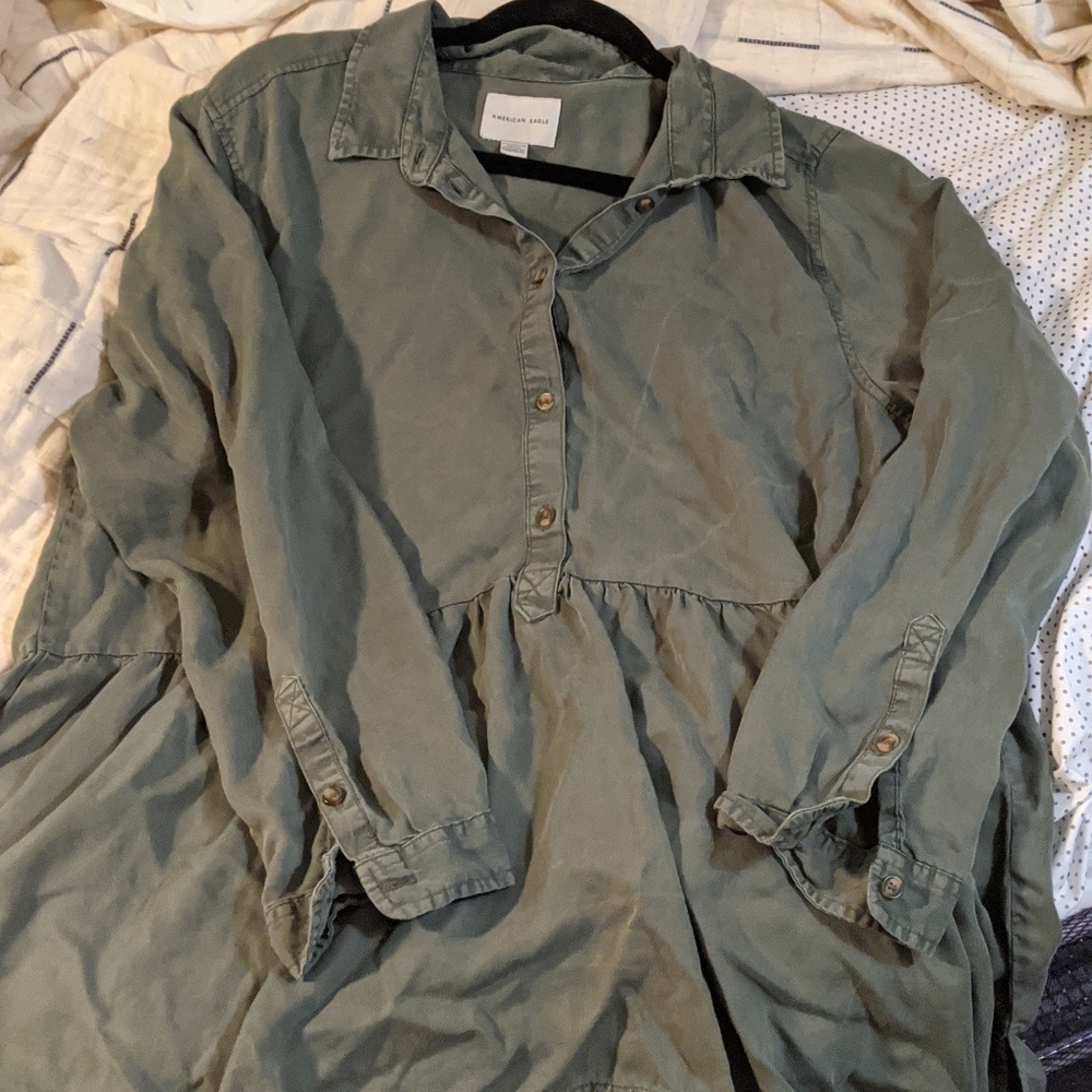 Baby doll American Eagle shirt